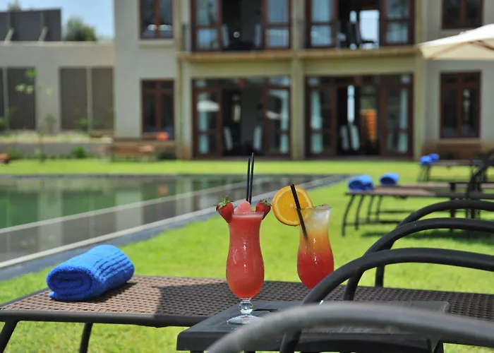 Casterbridge Hollow Boutique Hotel