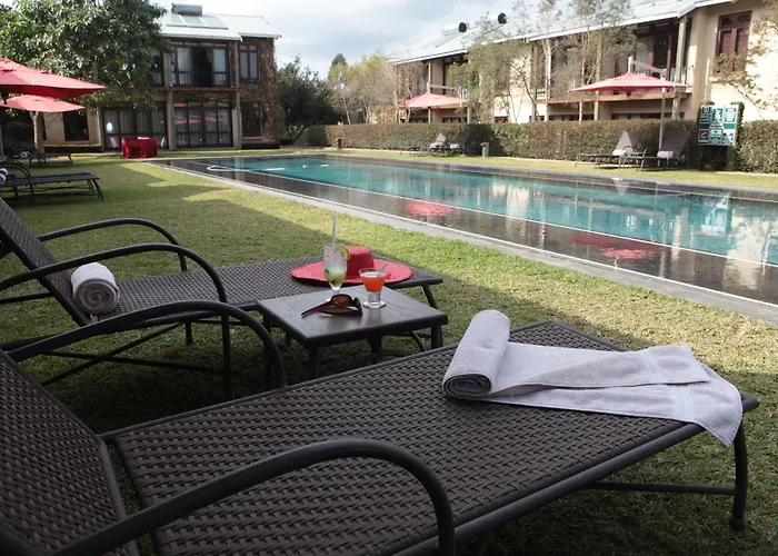 Casterbridge Hollow Boutique Hotel