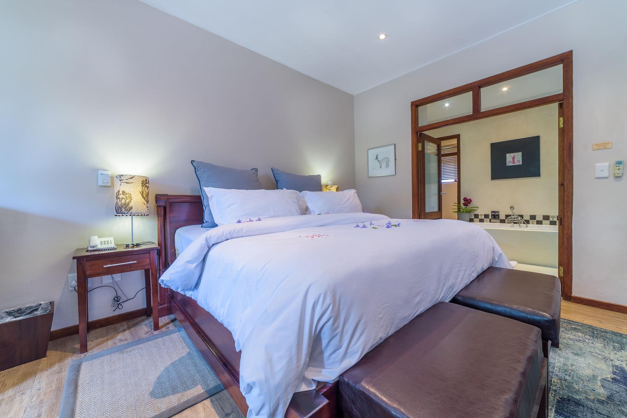 Casterbridge Hollow Boutique Hotel 4*