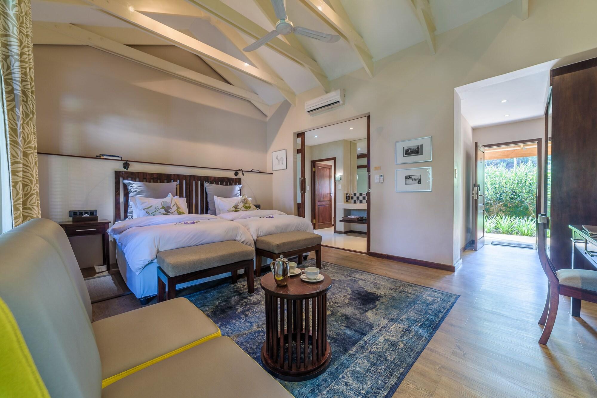 Casterbridge Hollow Boutique Hotel